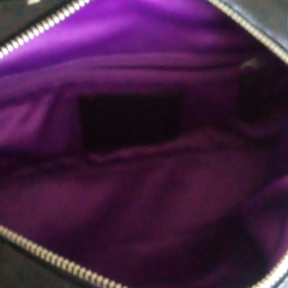 Coach - Picture 4 of 6